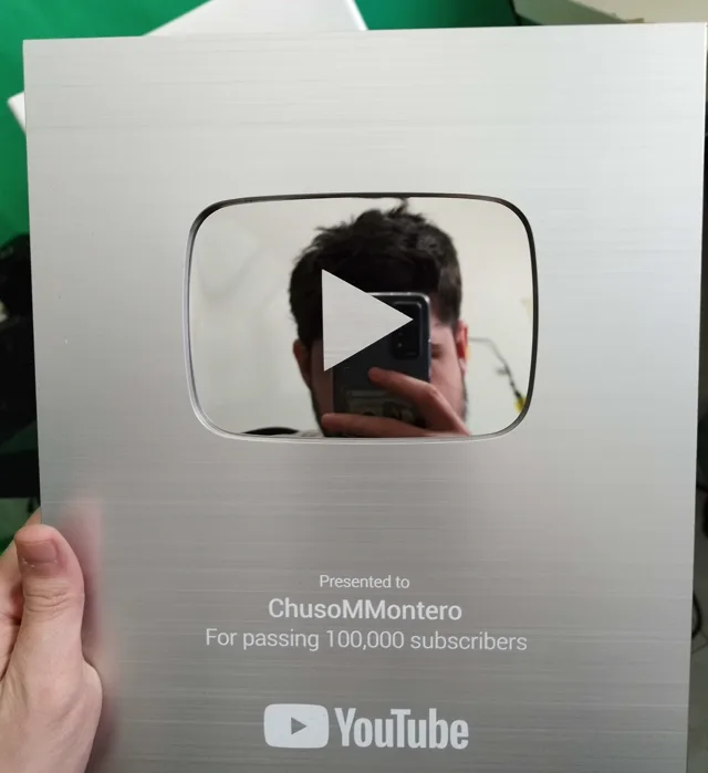 Placa de los 100.000 suscriptores